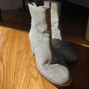 ✨ F21 Glitter Ankle Boots ✨